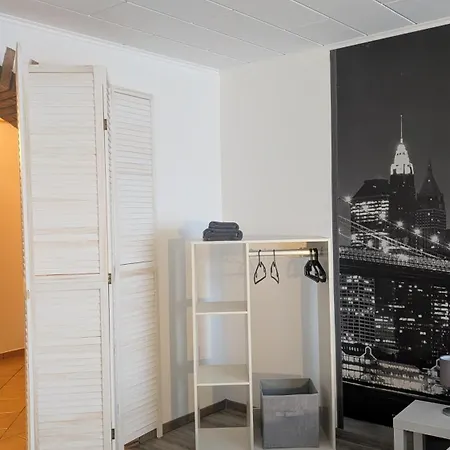 FeWo am Hof  Große Wohnung mit zwei Schlafzimmern, seperate Küche und großem Bad Apartment Beverstedt